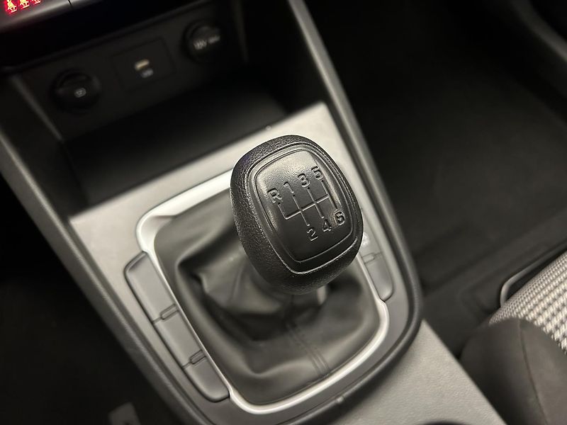 Hyundai Kona 1.0 T-GDI Start - fotka 14 z 23