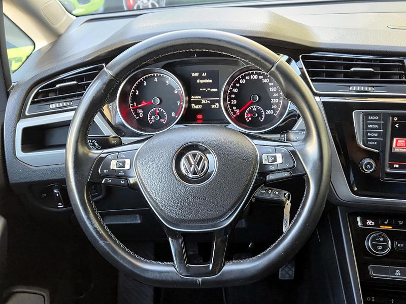 Volkswagen Touran 1,2TSi, 7míst, CEBIA   - fotka 39 z 44