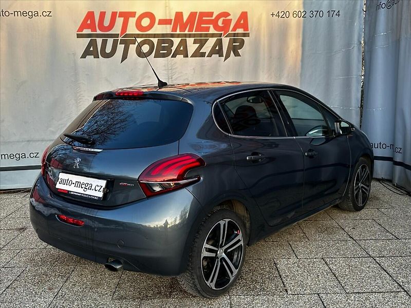 Peugeot 208 1,2 81kW GT Line, rozvody! - fotka 6 z 39