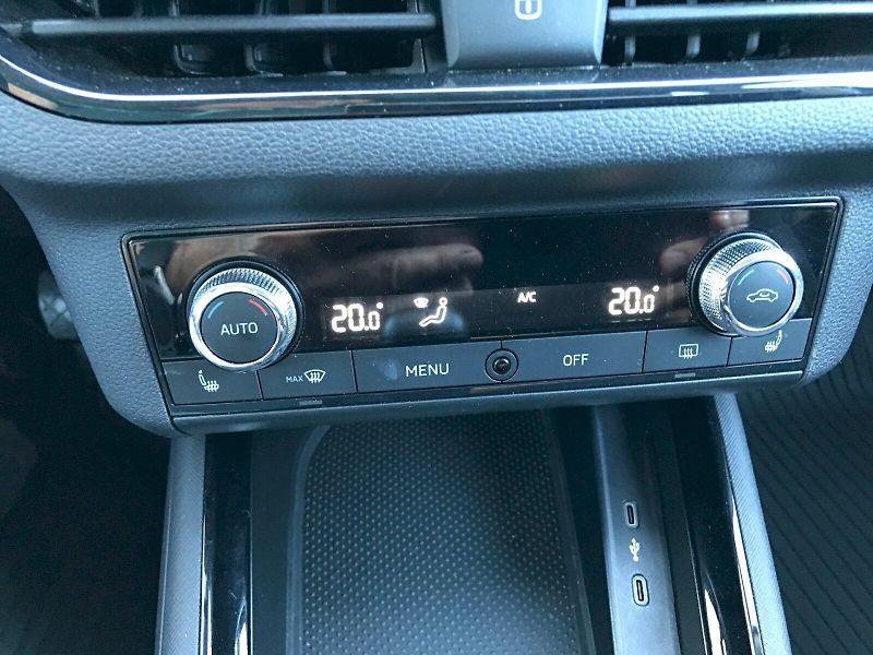 Škoda Scala (2021) AMB TS 81/1.0 M6F - fotka 23 z 24