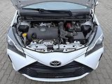 Toyota Yaris 1.5i 82 kW navi. serviska - náhled 12