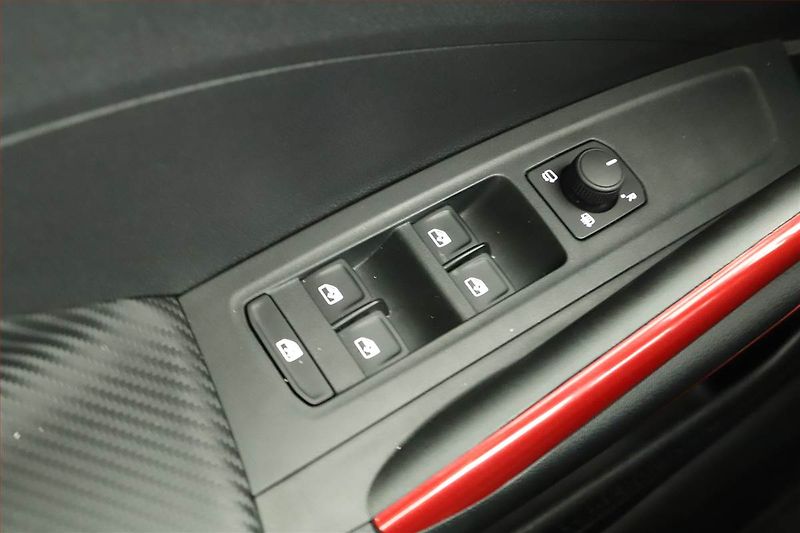 Škoda Fabia (2025) 1.0 TSI, Monte Carlo - fotka 13 z 15