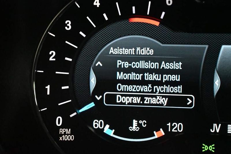 Ford Mondeo (2022) 2.0 140 KW LED SONY ACC Tažné - fotka 31 z 38