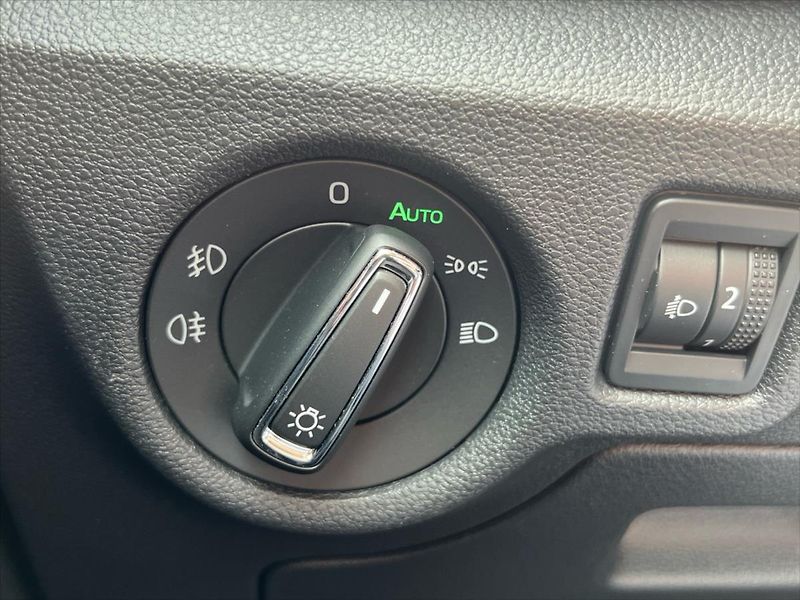 Škoda Scala 1,0 TSi 85 kW 7DSG 130 LET PRE - fotka 26 z 30