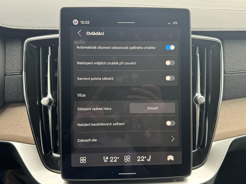 Volvo XC90 B5 AWD PLUS 360/ 7.m* / +kola  - fotka 46 z 49