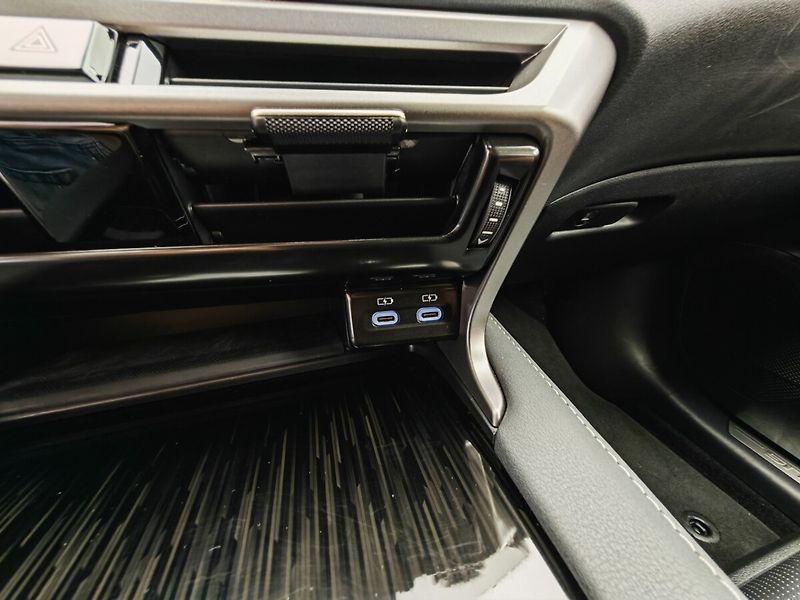 Lexus RX 350h 350h F SPORT Design Plus - fotka 42 z 48