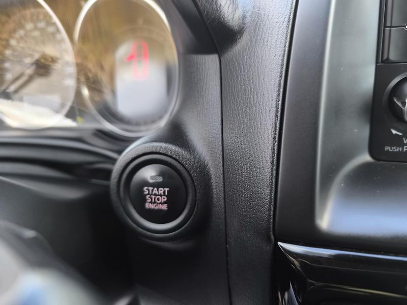Mazda CX-5 2.2 4x4 TAŽNÉ, DOLOŽENÉ KM - fotka 23 z 39