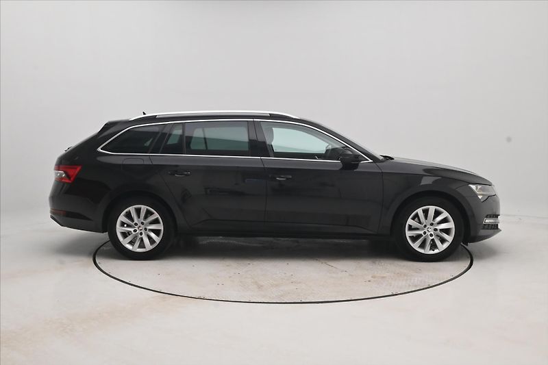 Škoda Superb 2,0 TDI 110 kW DSG Style Záruk - fotka 4 z 32