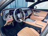 Mercedes-Benz Třídy E (2025) 220d*AMG*4M*AIR*NAT.NAP*PANO - náhled 16
