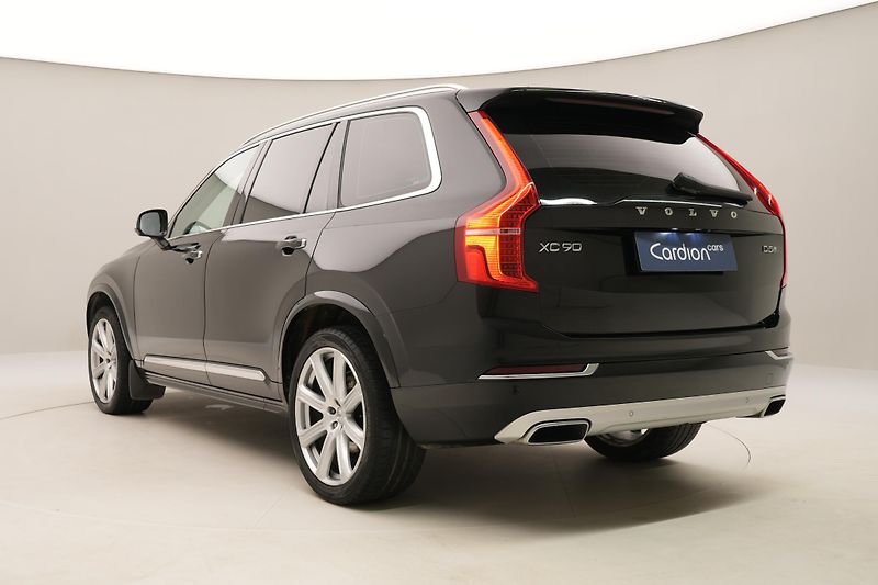 Volvo XC90 D5 AWD INSCRIPTION REZERVACE - fotka 10 z 49