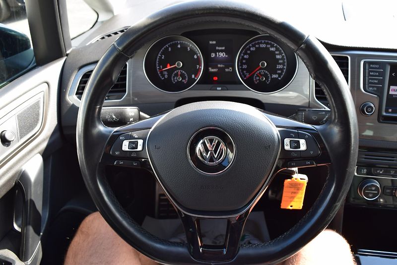 Volkswagen Golf Sportsvan (2016) 1.2TSI 81kw CLBMT ALLSTAR OPS - fotka 26 z 50