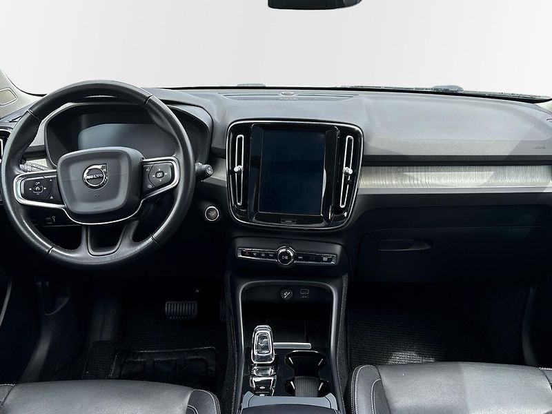 Volvo XC40 (2018) T4 Drive-E Inscription FWD Aut - fotka 5 z 26