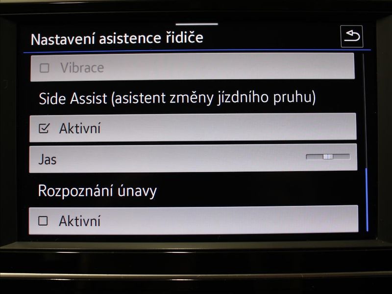 Volkswagen Transporter 2,0 TDi 110kW DR TZ 8-míst ČR - fotka 14 z 25