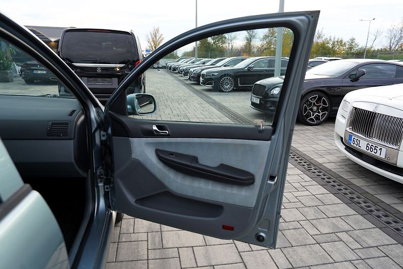 Škoda Fabia 1.9 TDI,100 PS/klima/alarm - fotka 16 z 34