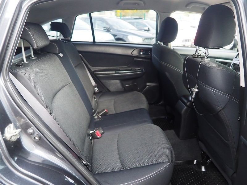 Subaru XV (2013) 2.0D 4x4 - fotka 15 z 34