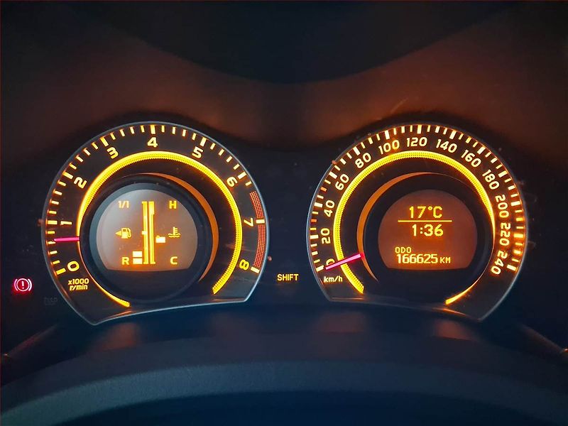 Toyota Auris (2008) 1.4 VVT-i, Park. senzory - fotka 11 z 19