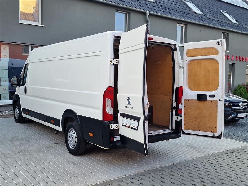 Peugeot Boxer 2.2HDI 103kW L4H2,ČR,1.Maj. - fotka 39 z 48