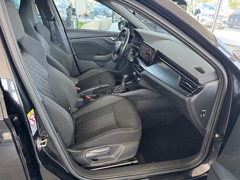 Škoda Kamiq (2020) 1,5TSi DSG NAVI LED TAŽNÉ - fotka 17 z 30