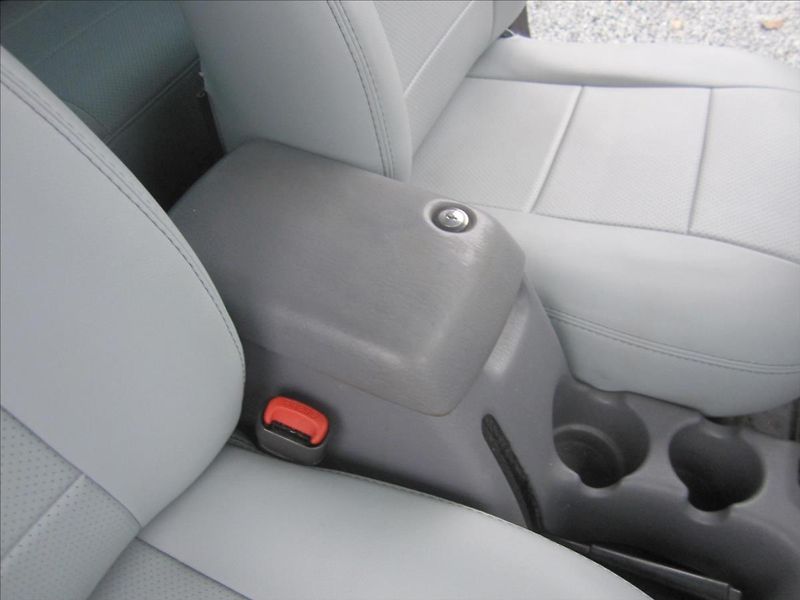 Jeep Wrangler 2.5i 4x4, Hardtop - fotka 20 z 38