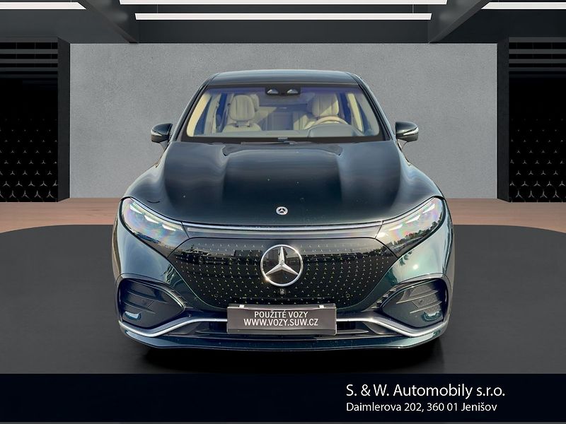 Mercedes-Benz EQS 500 4MATIC SUV AMG - fotka 2 z 39