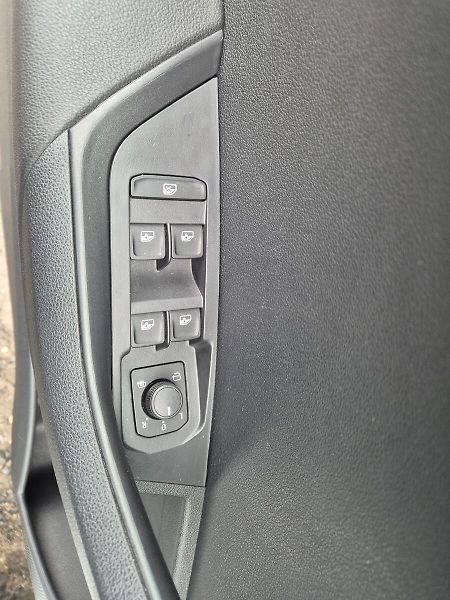 Škoda Karoq 1,5 TSI DSG Top Selection, pan - fotka 14 z 28