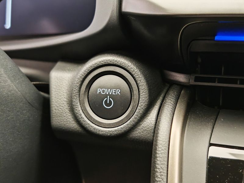 Toyota C-HR 2.0 Hybrid 4x2 Executive - fotka 36 z 48