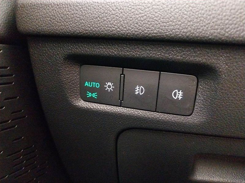 Škoda Octavia (2021) Ambition 1.5 TSI, Serv.kniha - fotka 19 z 21