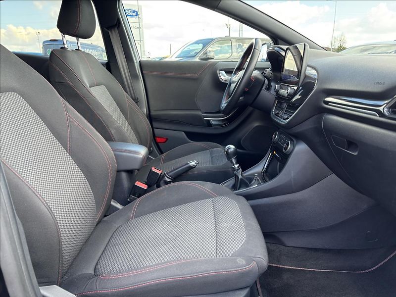 Ford Puma 1,0 EcoBoost Mhev 92kW ST-Line - fotka 14 z 32