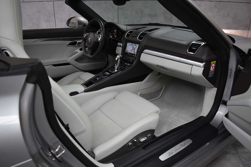 Porsche Boxster 981 2.7 195kW PDK *BOSE*ČR* - fotka 16 z 46