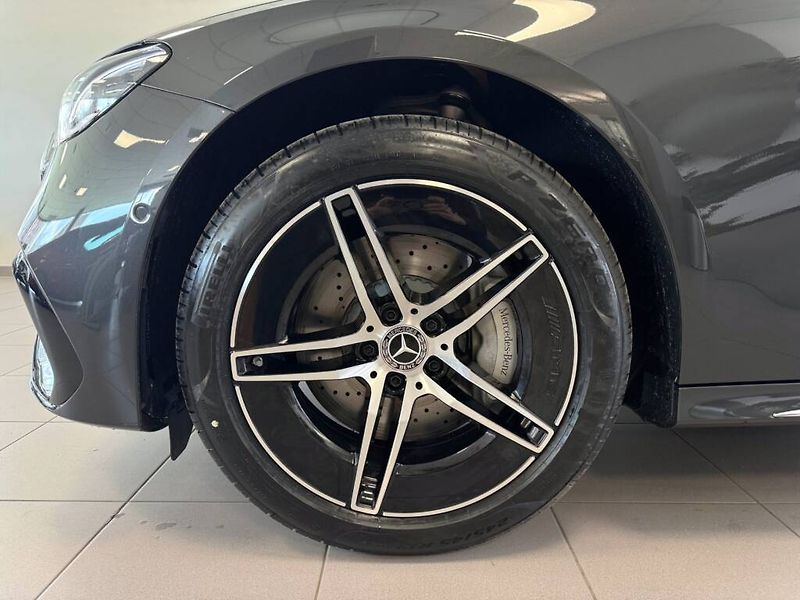 Mercedes-Benz Třídy E (2026) 300 de 4MATIC - fotka 5 z 6