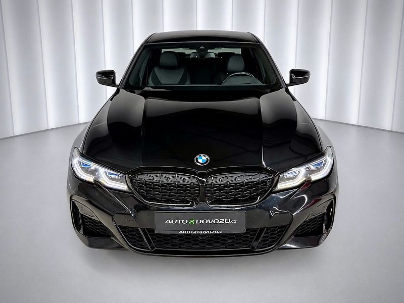 BMW Řada 3 340i xDrive, HUD, HARMAN/KARDO - fotka 2 z 27