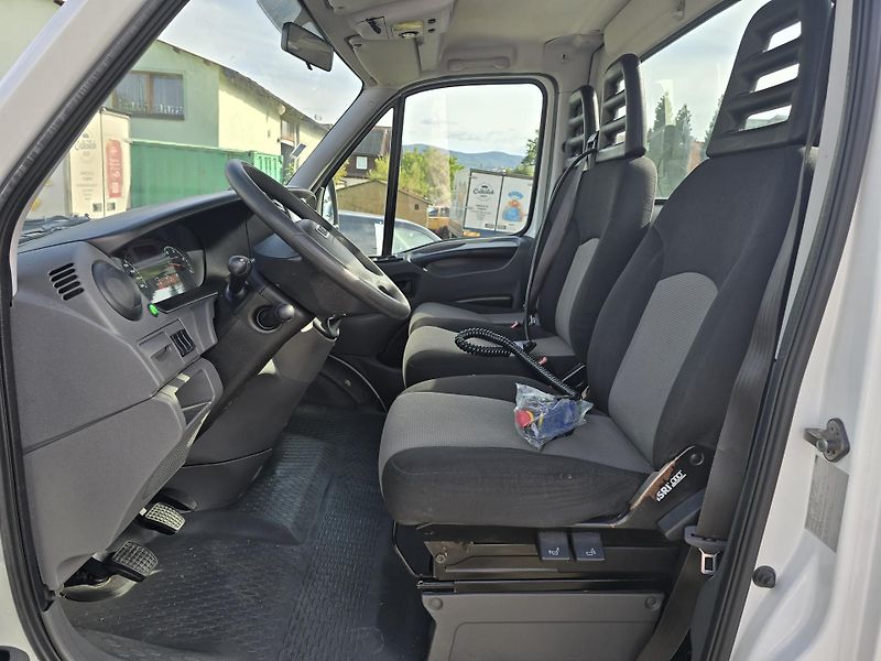 Iveco Daily (2012) Hákový nosič - fotka 9 z 13