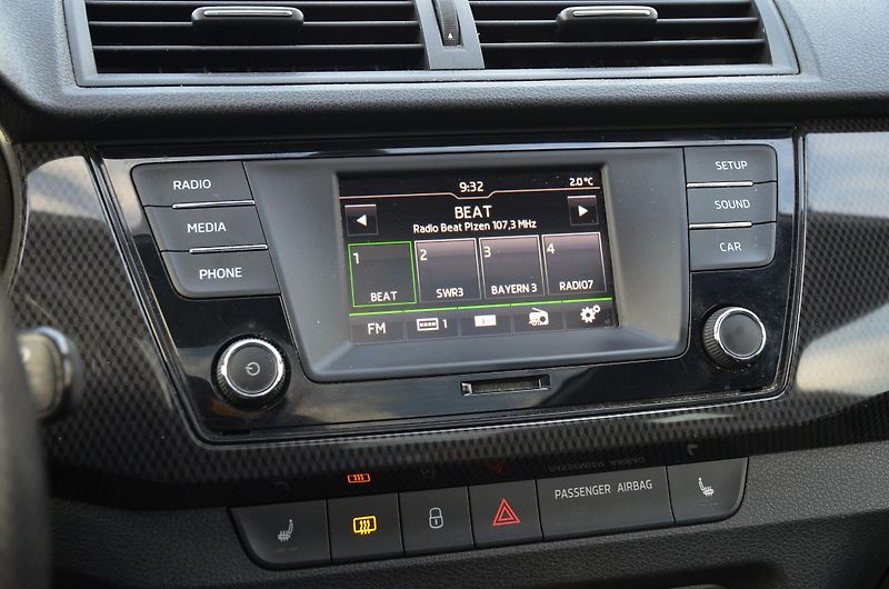 Škoda Fabia (2018) Monte Carlo 1.0 TSi PANORAMA - fotka 24 z 37