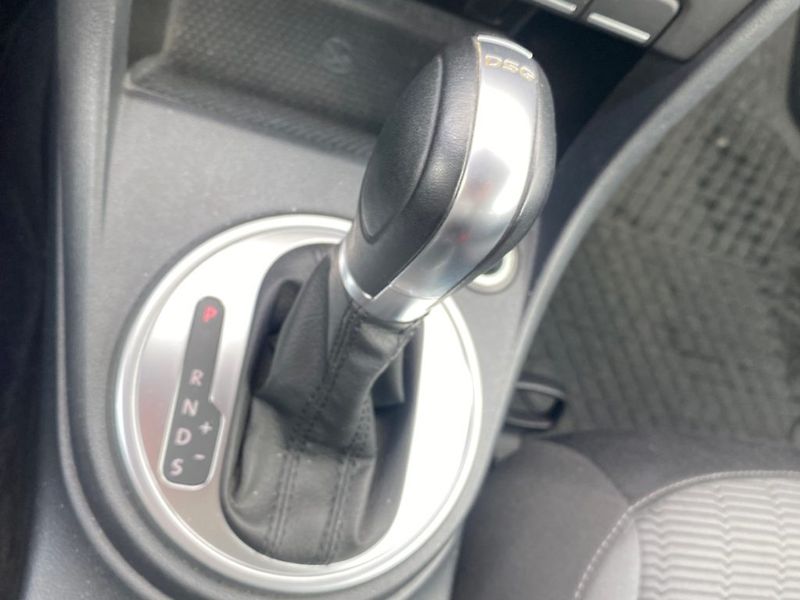 Volkswagen Beetle (2014) 1,2 TSI (77kW) Aut. BA - fotka 22 z 25