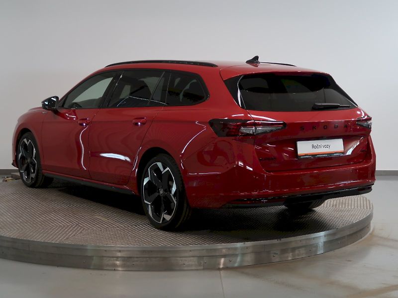 Škoda Superb (2025) SPORTLINE 2.0TDI 142KW 4x4 DSG - fotka 7 z 49