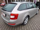Škoda Octavia (2013) 1.4TSI 103kW 6MAN -S.KNIHA - náhled 8