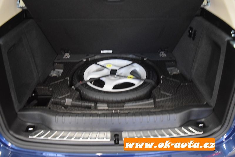 BMW X3 2.0d xDRIVE PRAV.SERVIS BMW - fotka 20 z 74