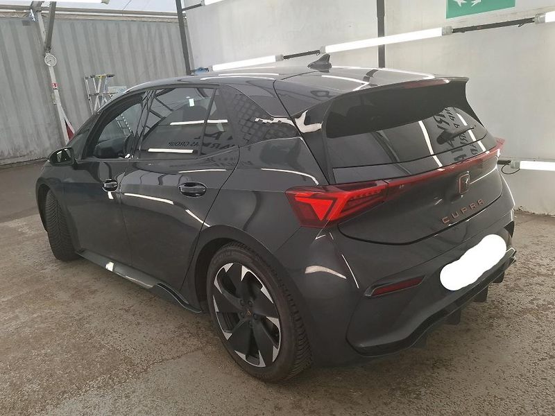 Cupra Born 170kW XL-BATERIE  PŘIPRAVUJEME - fotka 3 z 9