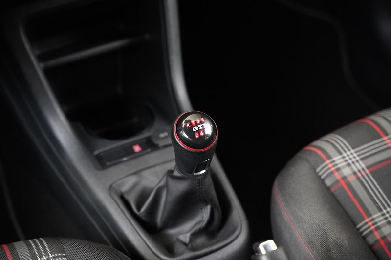 Volkswagen up! - fotka 22 z 25