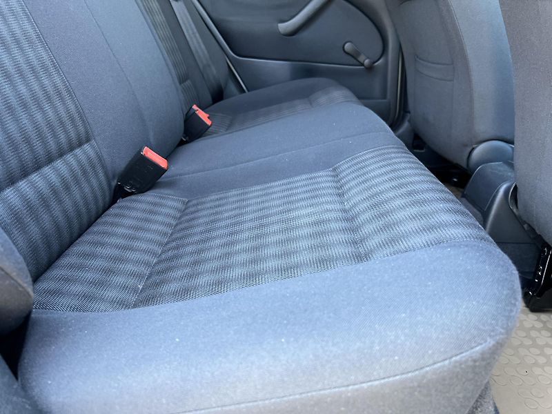 Škoda Octavia 1.9TDi 81kw ALU KLIMA - fotka 24 z 34