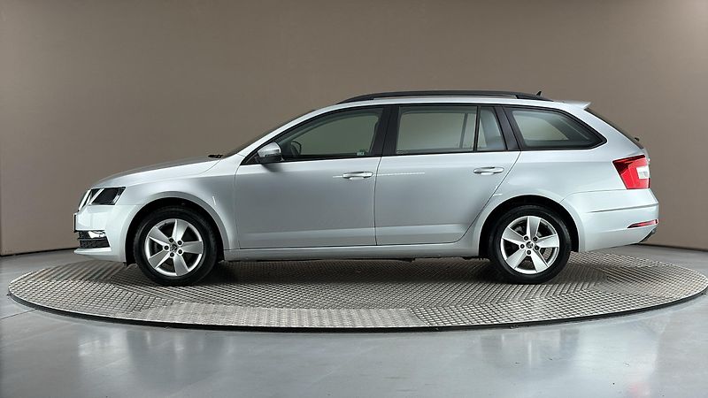 Škoda Octavia 1.5 TSI G-Tec DSG Ambition Com - fotka 4 z 23