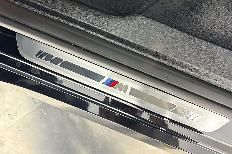 BMW X3 xDrive40d - fotka 17 z 27