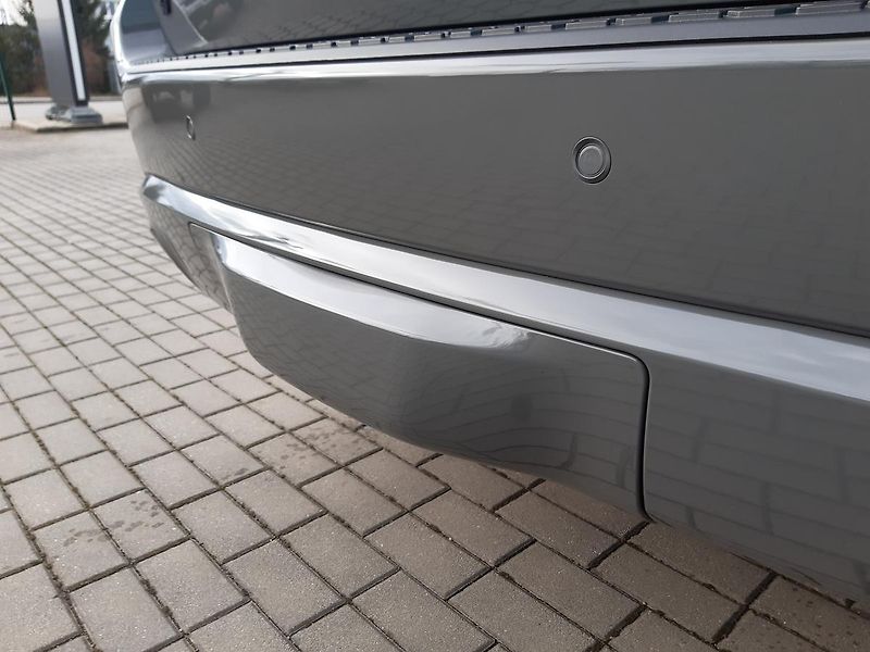 Dodge Durango (2026) 5,7 V8 HEMI  R/T 4x4 - fotka 11 z 47