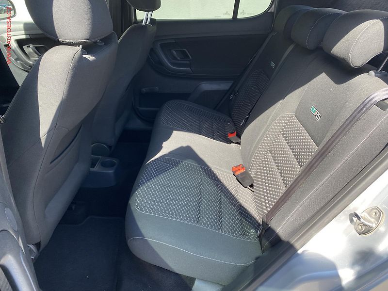 Škoda Fabia (2013) 1.4 TSi, RS, DSG - fotka 10 z 17