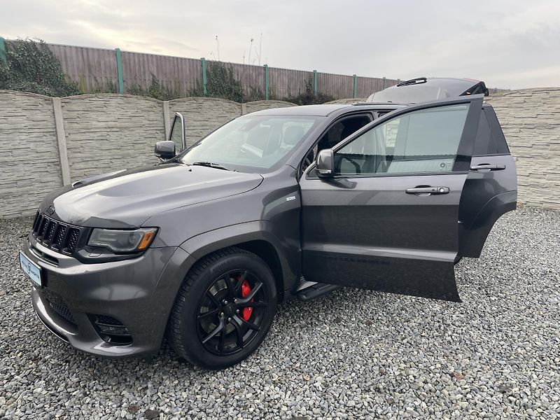 Jeep Grand Cherokee 6.4i 480PS HEMI SRT CZ 78000KM - fotka 160 z 187