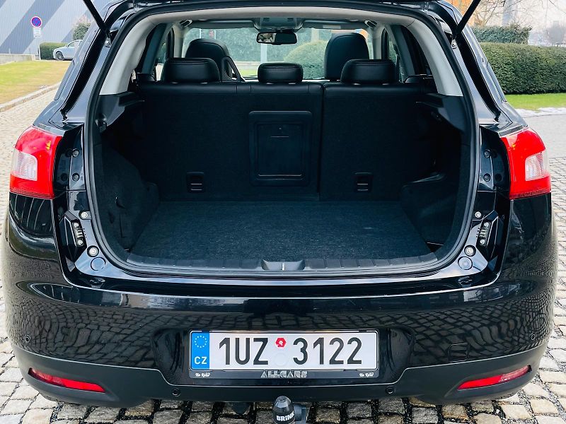 Peugeot 4008 1.8HDI 4x4 VÝHŘEV KAMERA TAŽNÉ - fotka 20 z 52