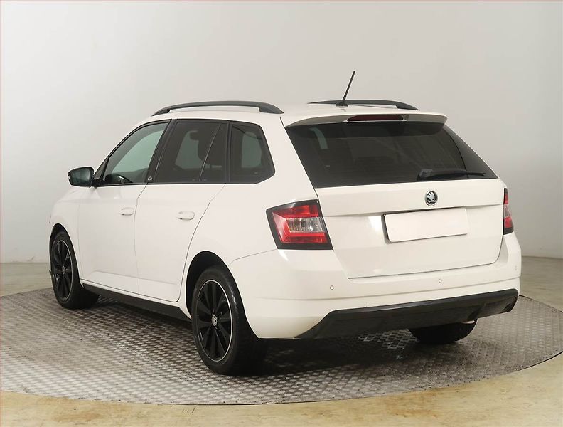 Škoda Fabia (2016) Style 1.4 TDI, Tempomat - fotka 4 z 21
