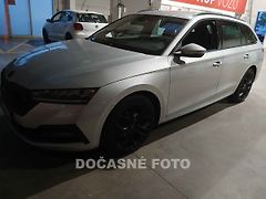 Škoda Octavia (2021) 2.0TDi, 2.maj,ČR, Ambition - fotografie inzerátu