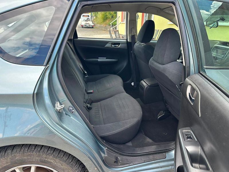 Subaru Impreza 1.5i 79kW/2xPNEU/ESP - fotka 16 z 23