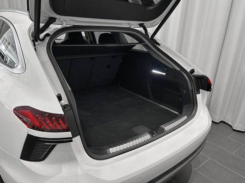 Audi A6 TDI quattro Tech+ NezTo Matrix - fotka 14 z 15